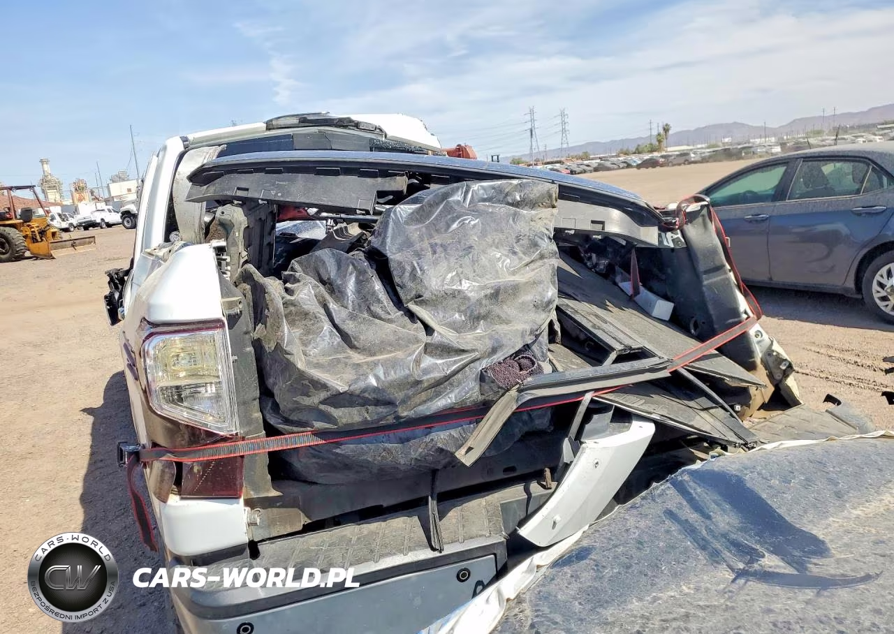 2017 Nissan Titan Platinum Reserve VIN:1N6AA1E59HN505221 - 6