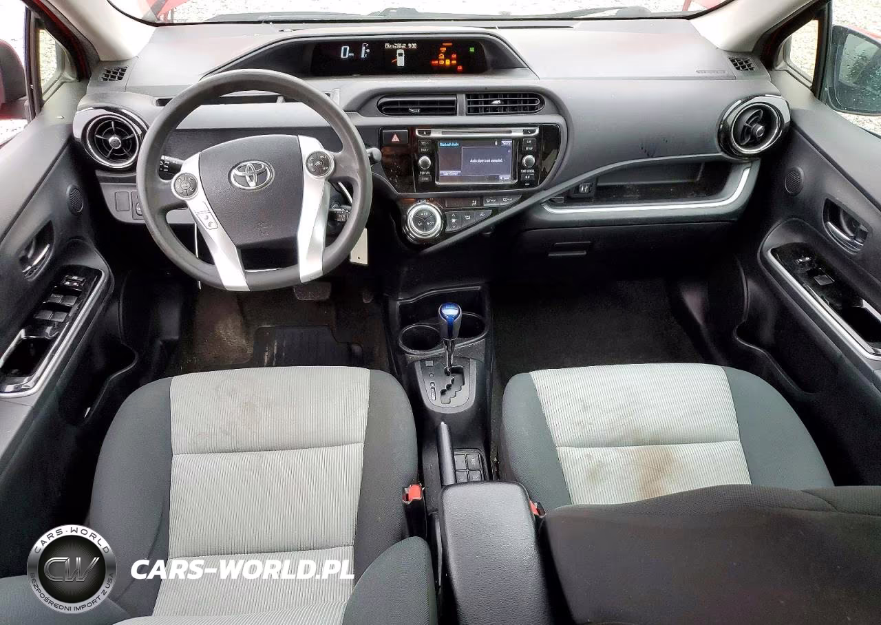 2016 Toyota Prius C Two VIN:JTDKDTB36G1119990 - 8