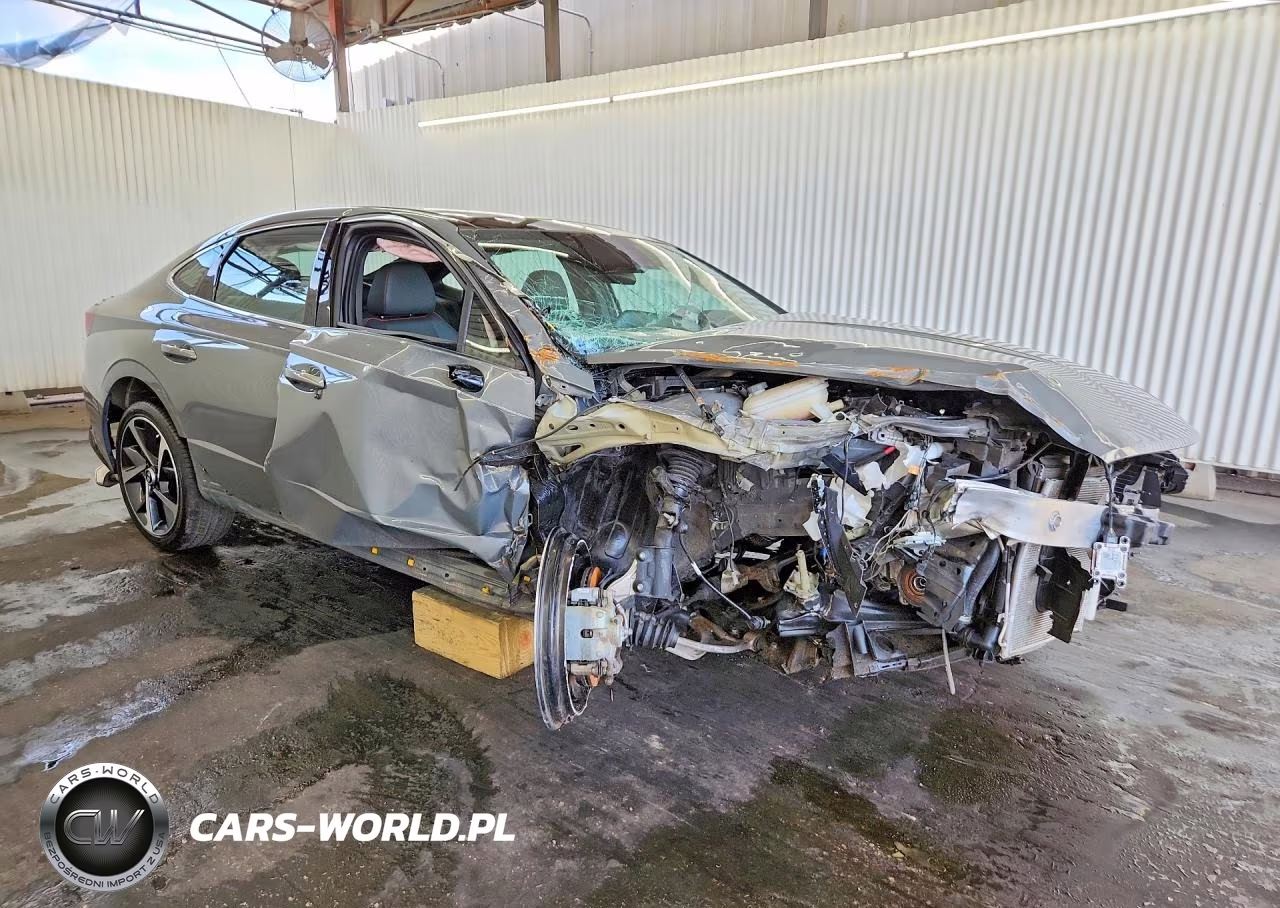2023 Hyundai Sonata Sel Plus VIN:KMHL44J2XPA288277 - 4