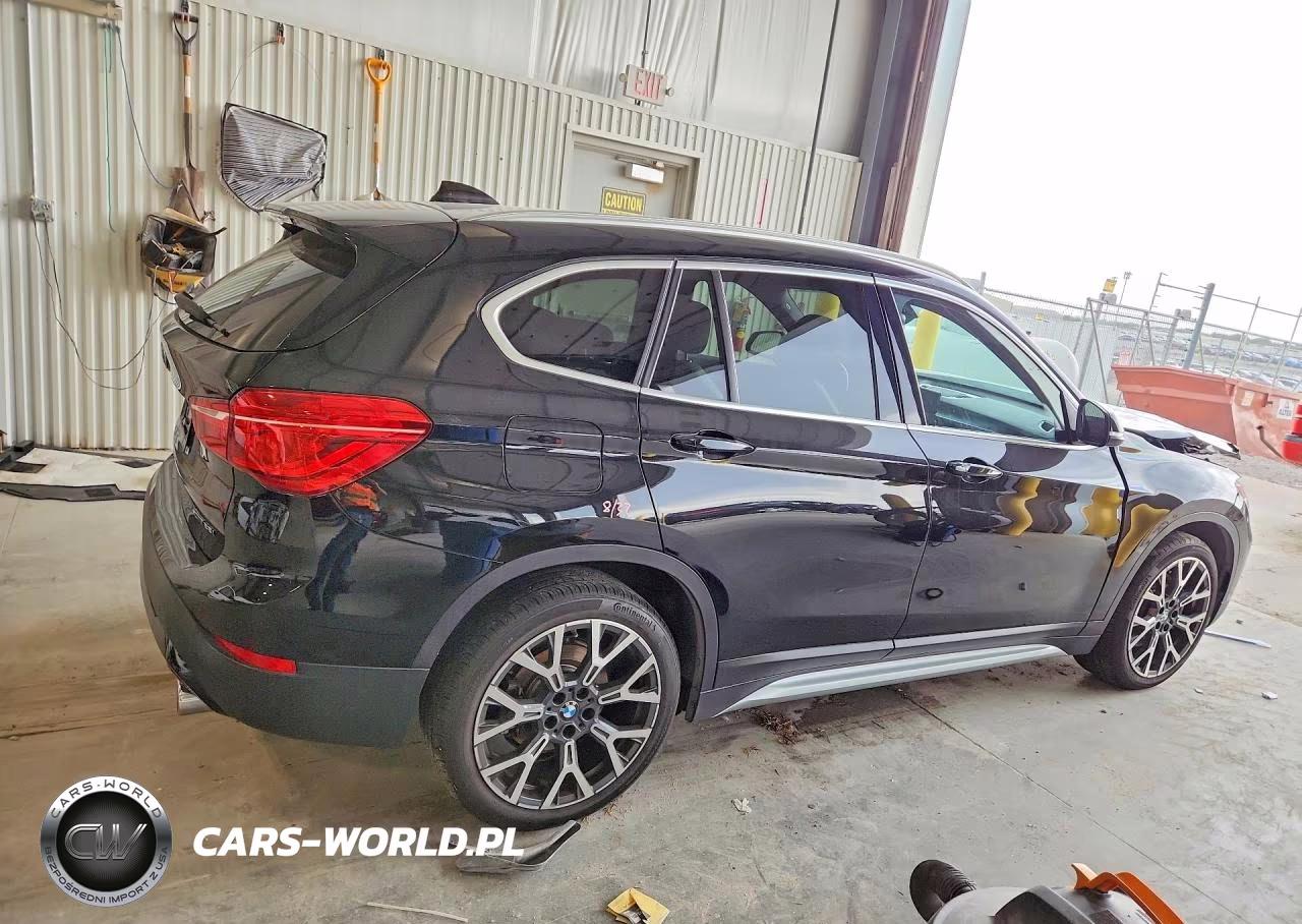 2021 BMW X1 xDrive28I VIN:WBXJG9C01M5U09104 - 3