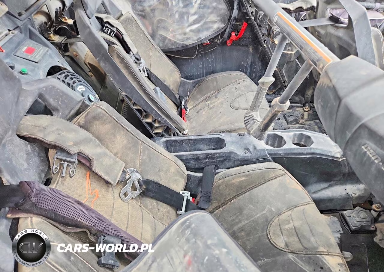 2021 Can-Am Maverick X3 Utility Vehicle VIN:3JBVNAV28MK000143 - 6