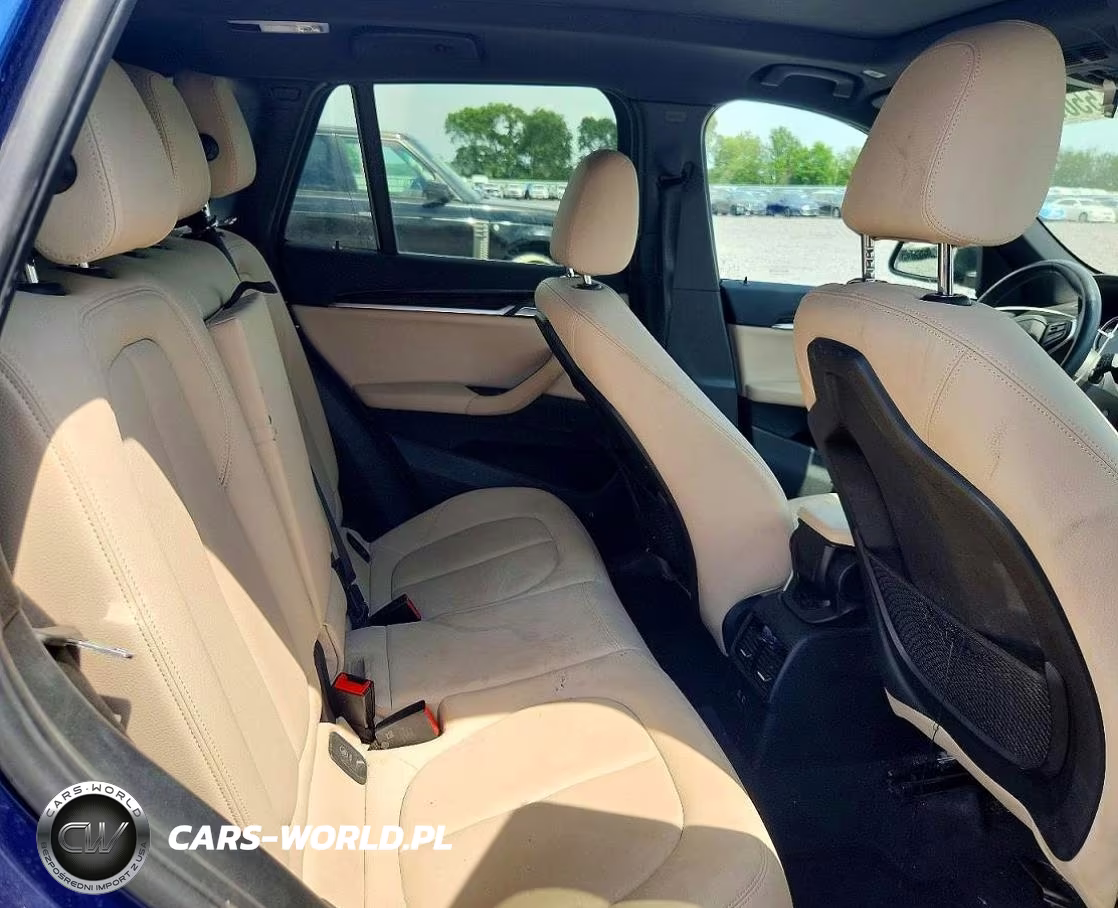 2021 BMW X1 xDrive28I VIN:WBXJG9C06M5S48524 - 10