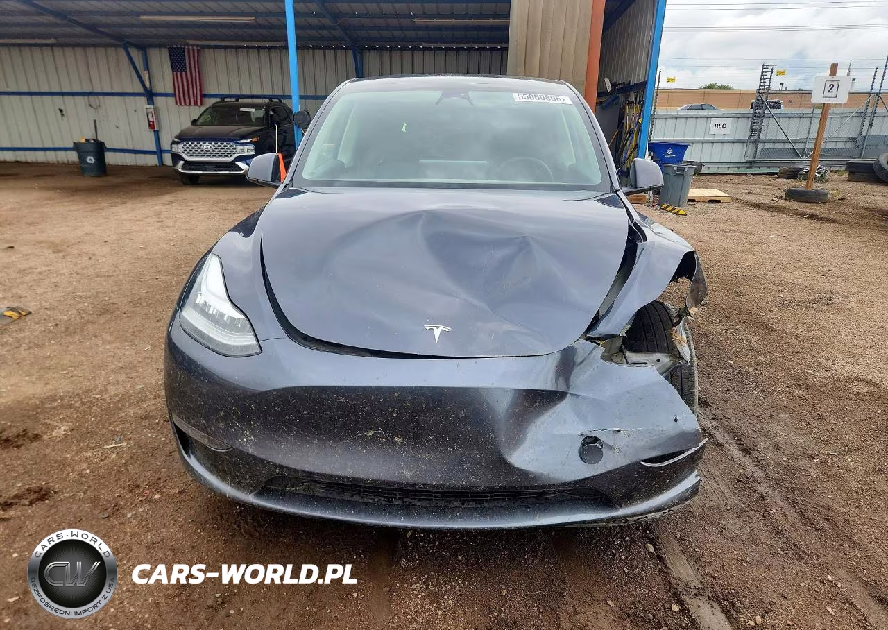 2023 Tesla Model Y VIN:7SAYGDEE4PF601680 - 5