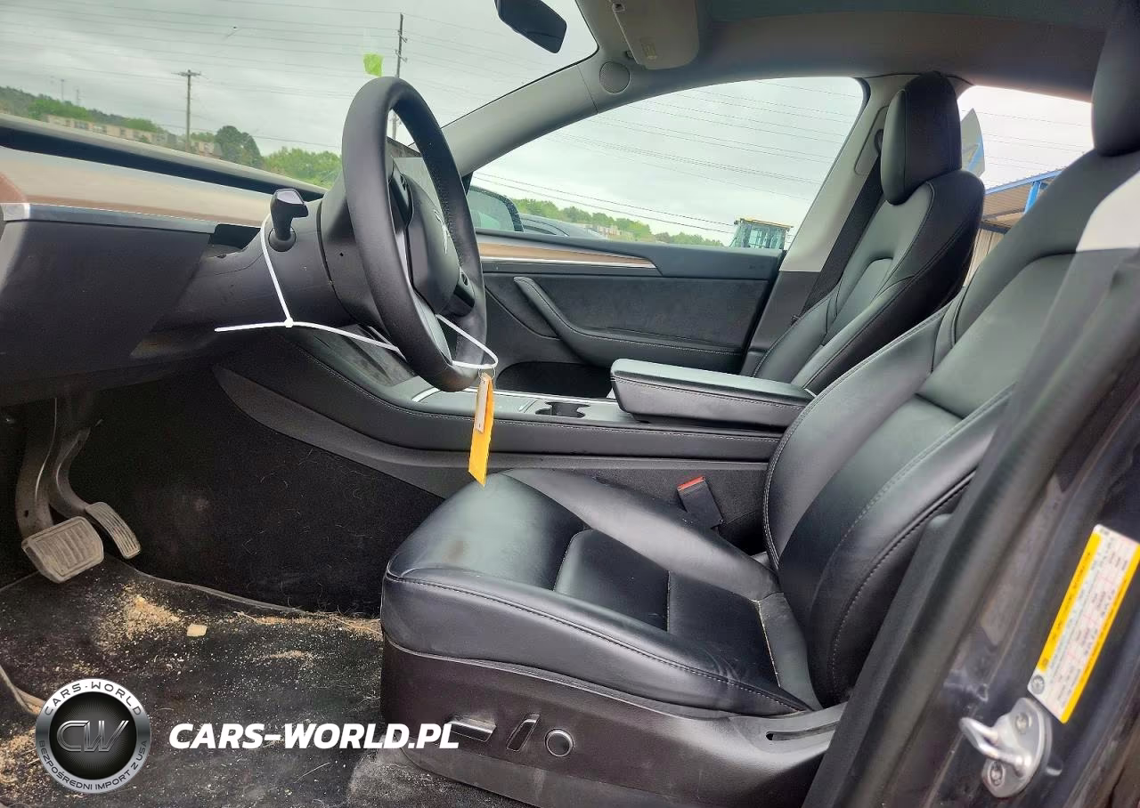 2023 Tesla Model Y VIN:7SAYGDEE4PF601680 - 7