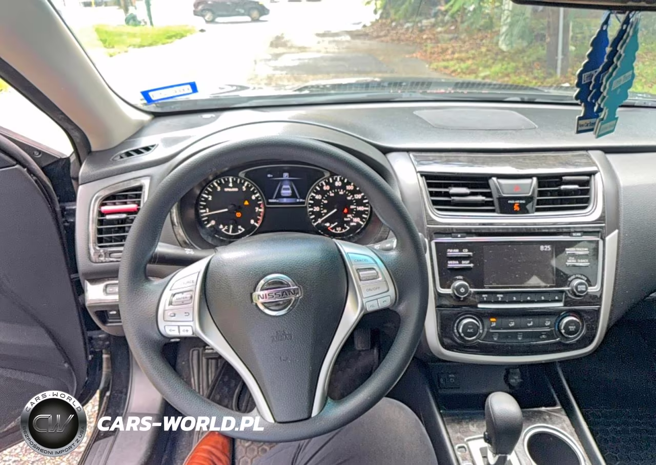 2018 Nissan Altima 2.5 S VIN:1N4AL3AP2JC479052 - 9
