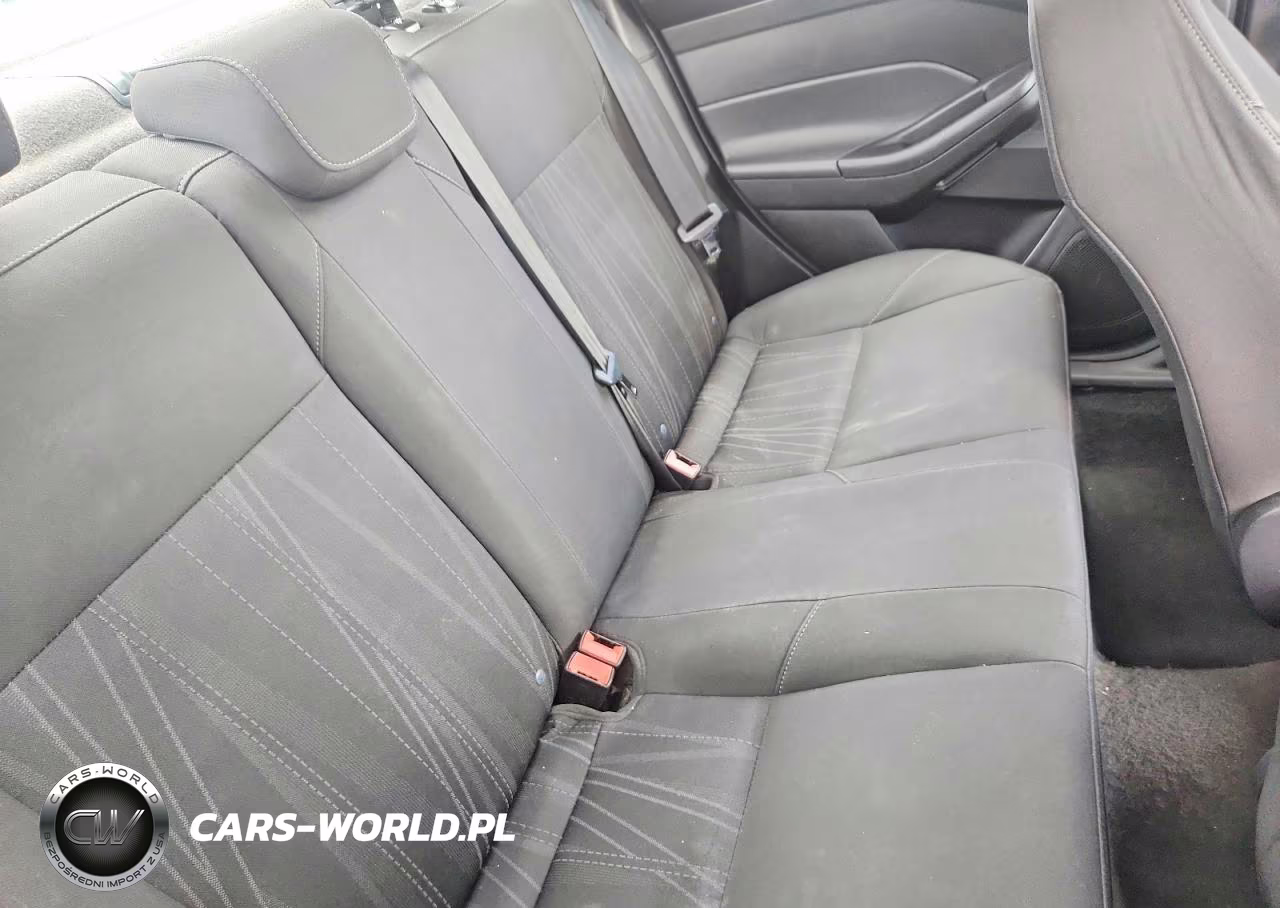2015 Ford Focus S VIN:1FADP3E23FL338661 - 10