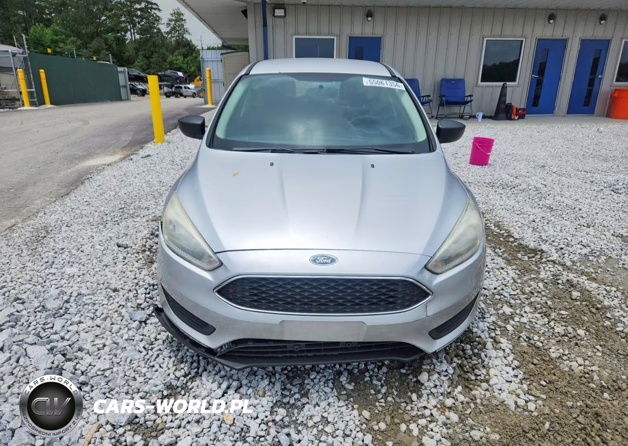 2015 Ford Focus S VIN:1FADP3E23FL338661 - 5