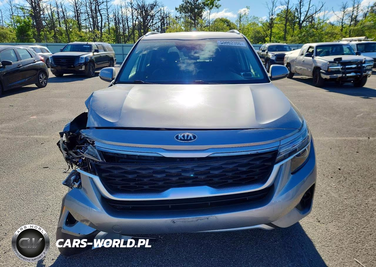 2021 Kia Seltos S VIN:KNDEUCAA6M7125312 - 5