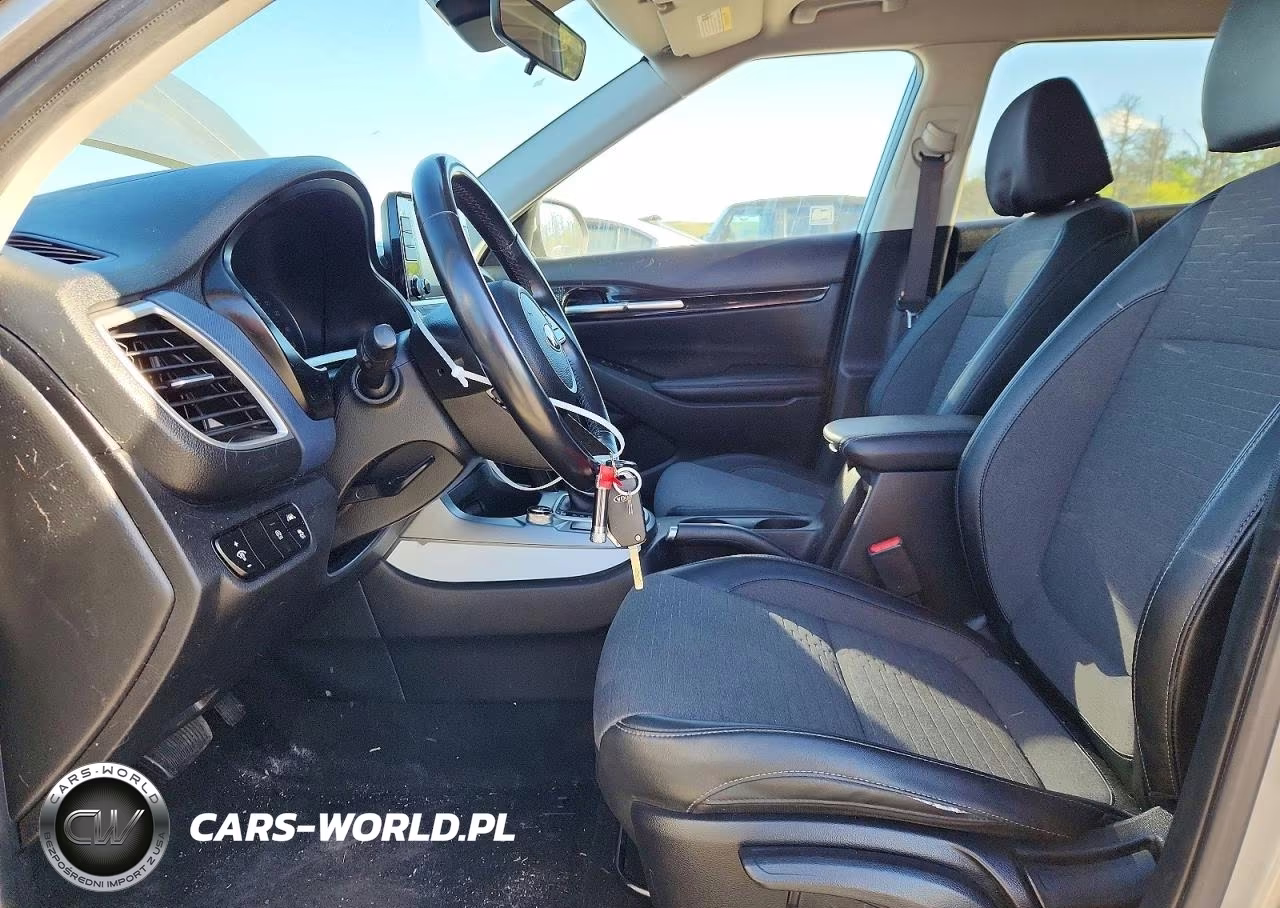 2021 Kia Seltos S VIN:KNDEUCAA6M7125312 - 7