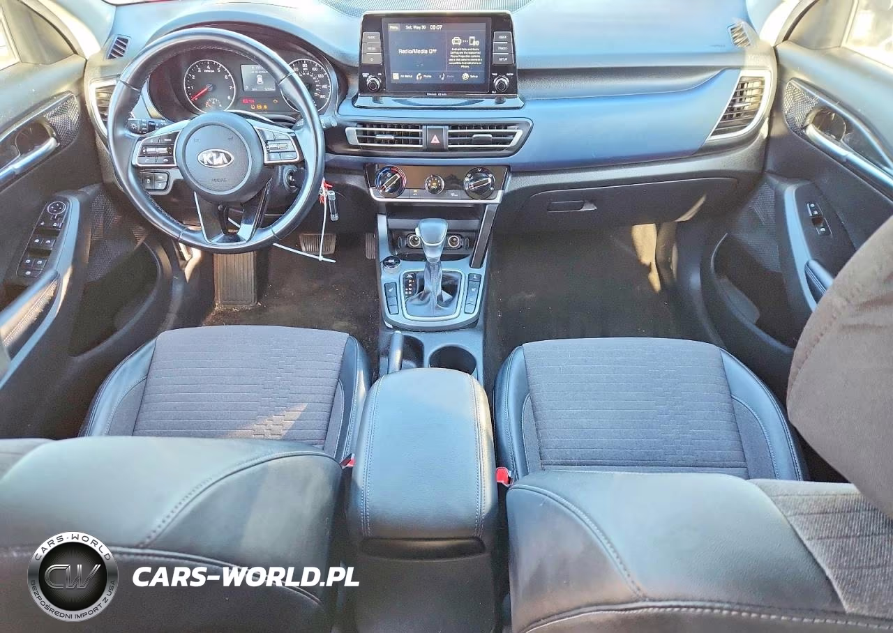 2021 Kia Seltos S VIN:KNDEUCAA6M7125312 - 8