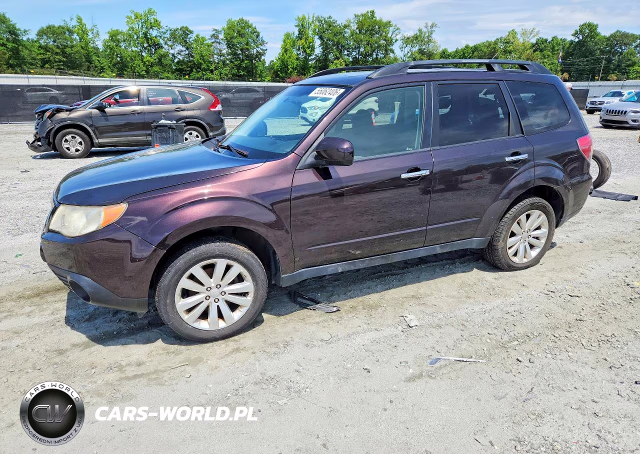 2013 Subaru Forester 2.5X Premium – zdjęcie 1 z 12