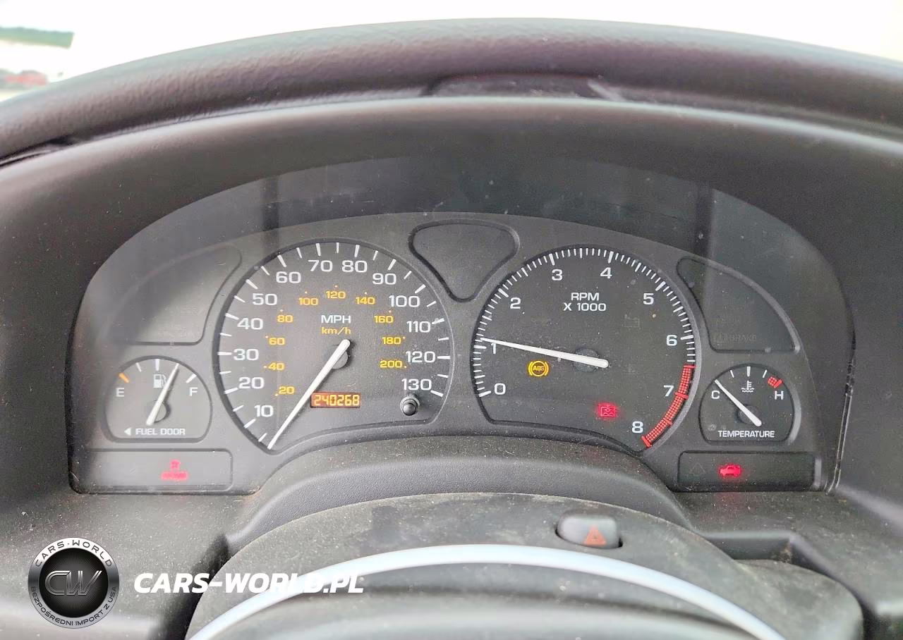 2002 Saturn Sl2 VIN:1G8ZK54772Z189647 - 9
