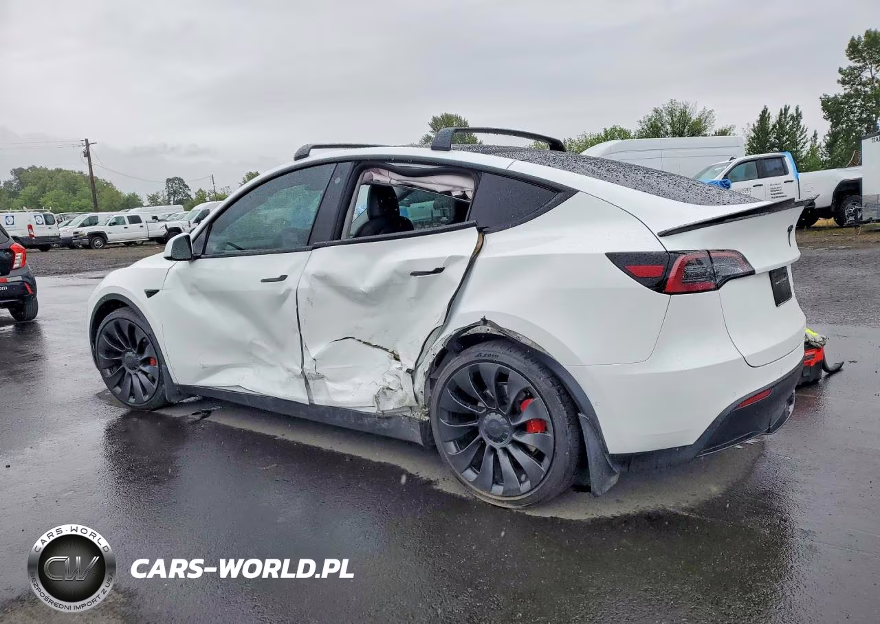2022 Tesla Model Y VIN:7SAYGDEF8NF380865 - 2