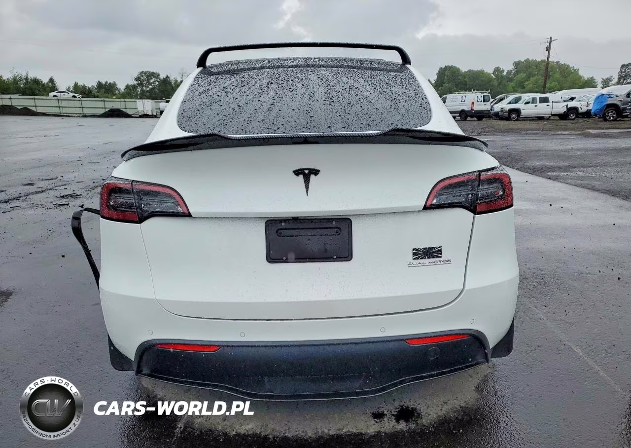 2022 Tesla Model Y VIN:7SAYGDEF8NF380865 - 6