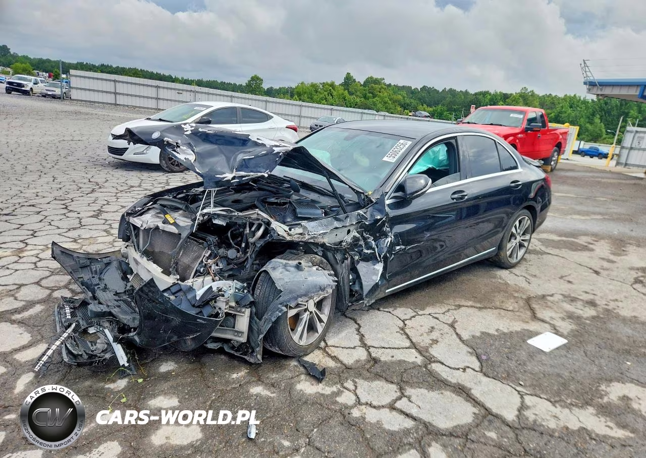2015 Mercedes-Benz C 300