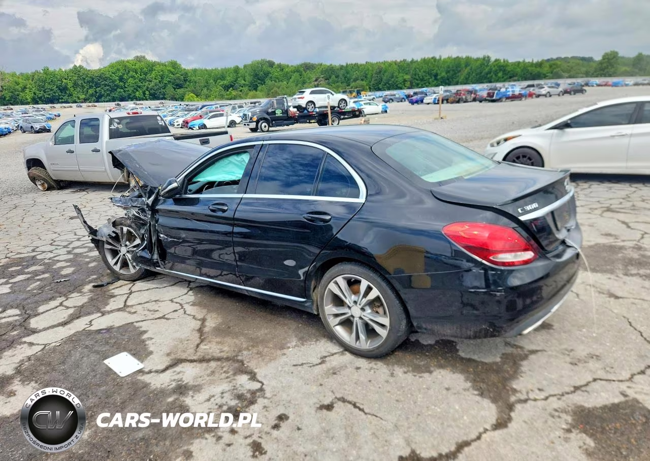 2015 Mercedes-Benz C 300 VIN:55SWF4JB2FU057986 - 2