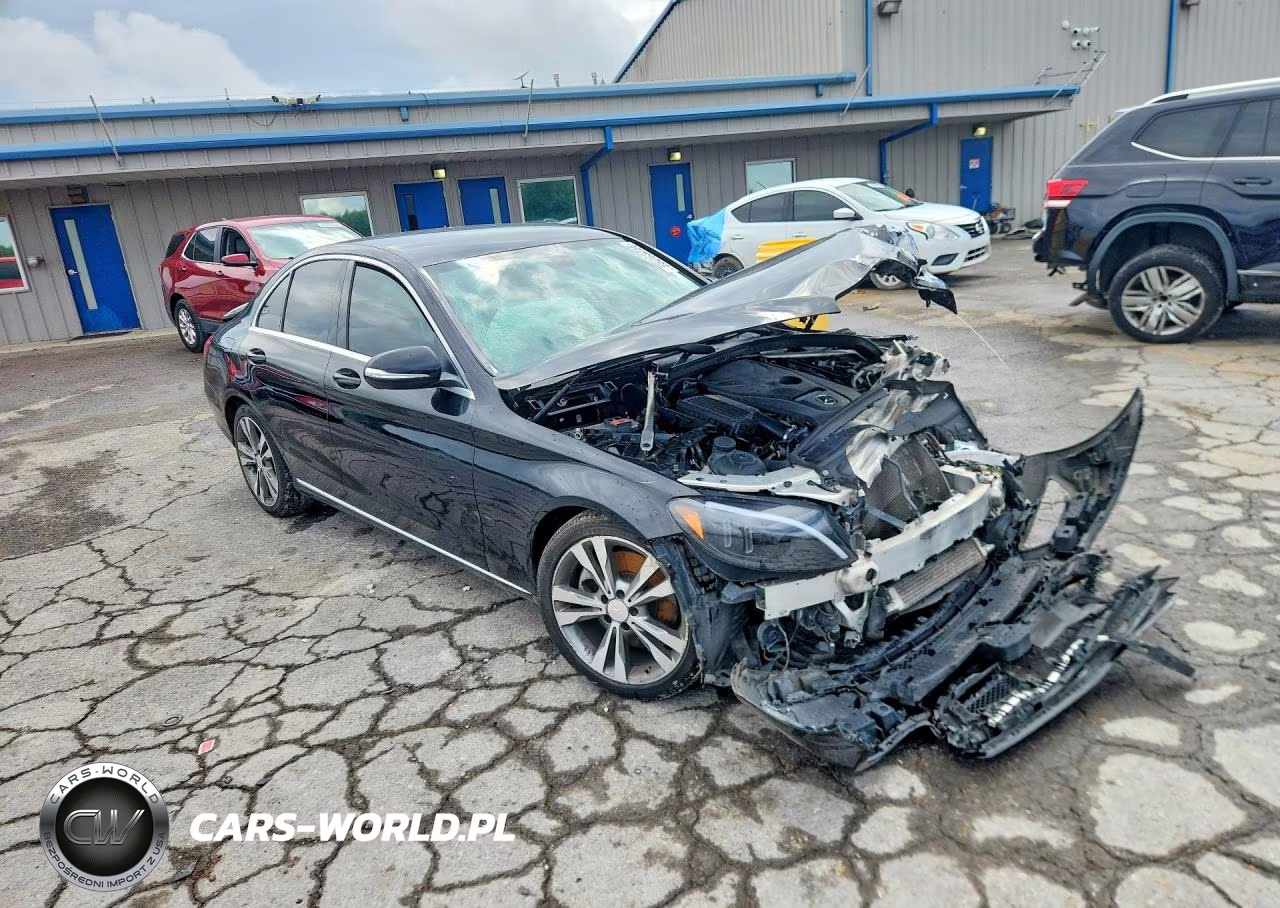 2015 Mercedes-Benz C 300 VIN:55SWF4JB2FU057986 - 4