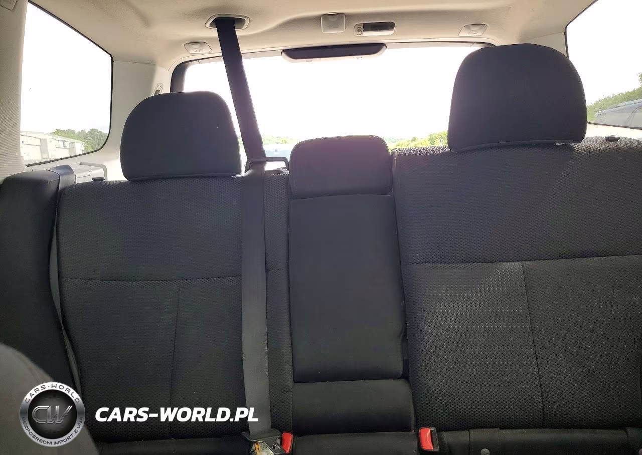 2011 Subaru Forester 2.5X Premium VIN:JF2SHADC1BH729089 - 10