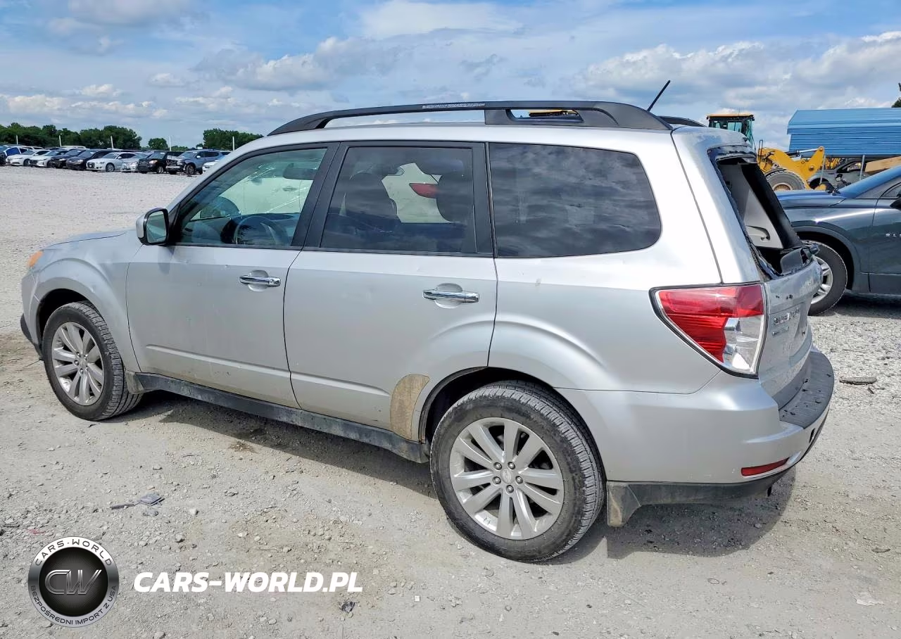 2011 Subaru Forester 2.5X Premium VIN:JF2SHADC1BH729089 - 2