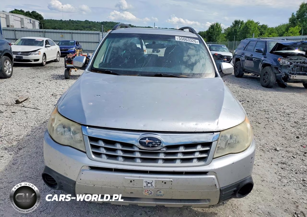 2011 Subaru Forester 2.5X Premium VIN:JF2SHADC1BH729089 - 5