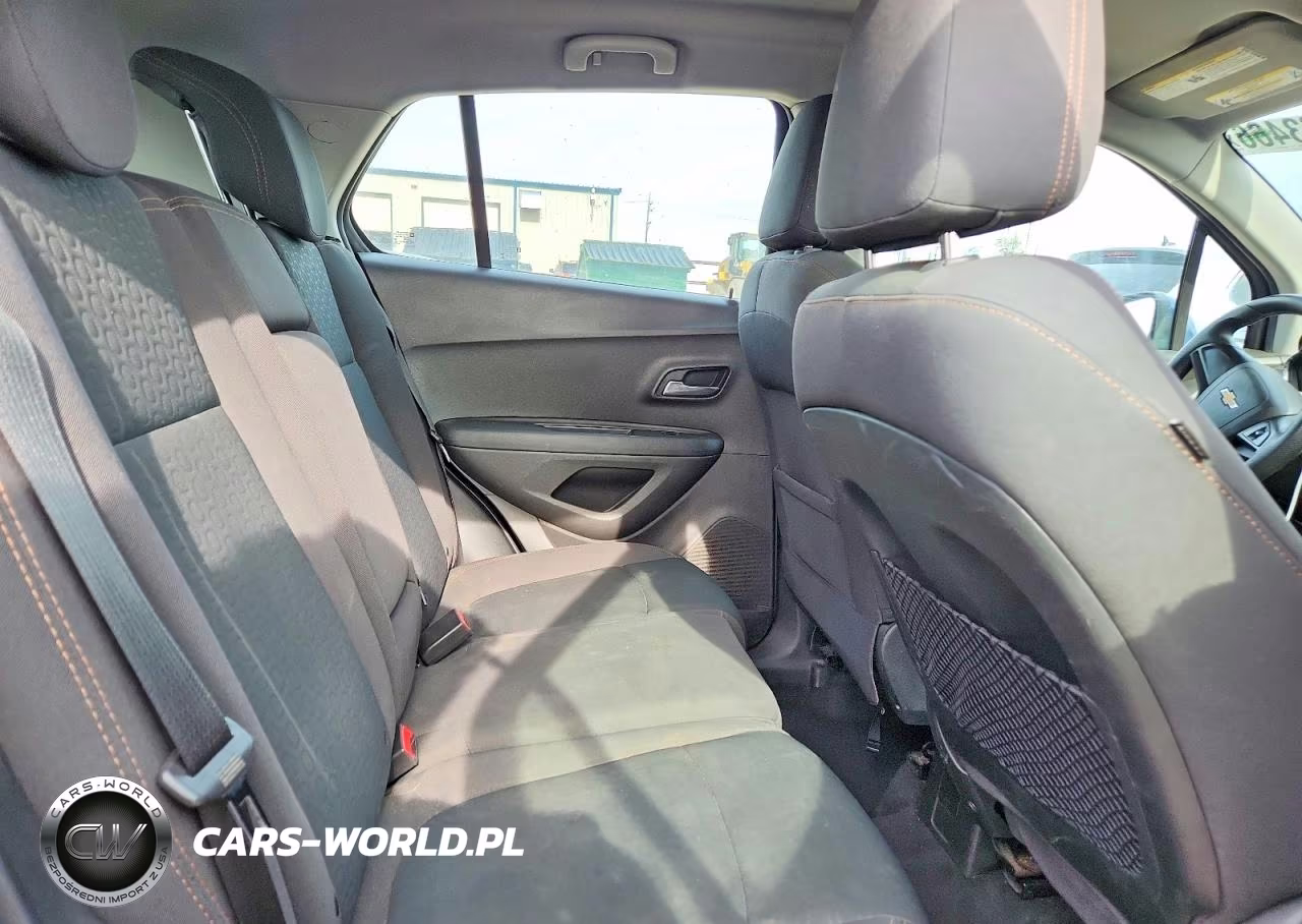 2017 Chevrolet Trax Ls VIN:3GNCJNSB1HL131790 - 11