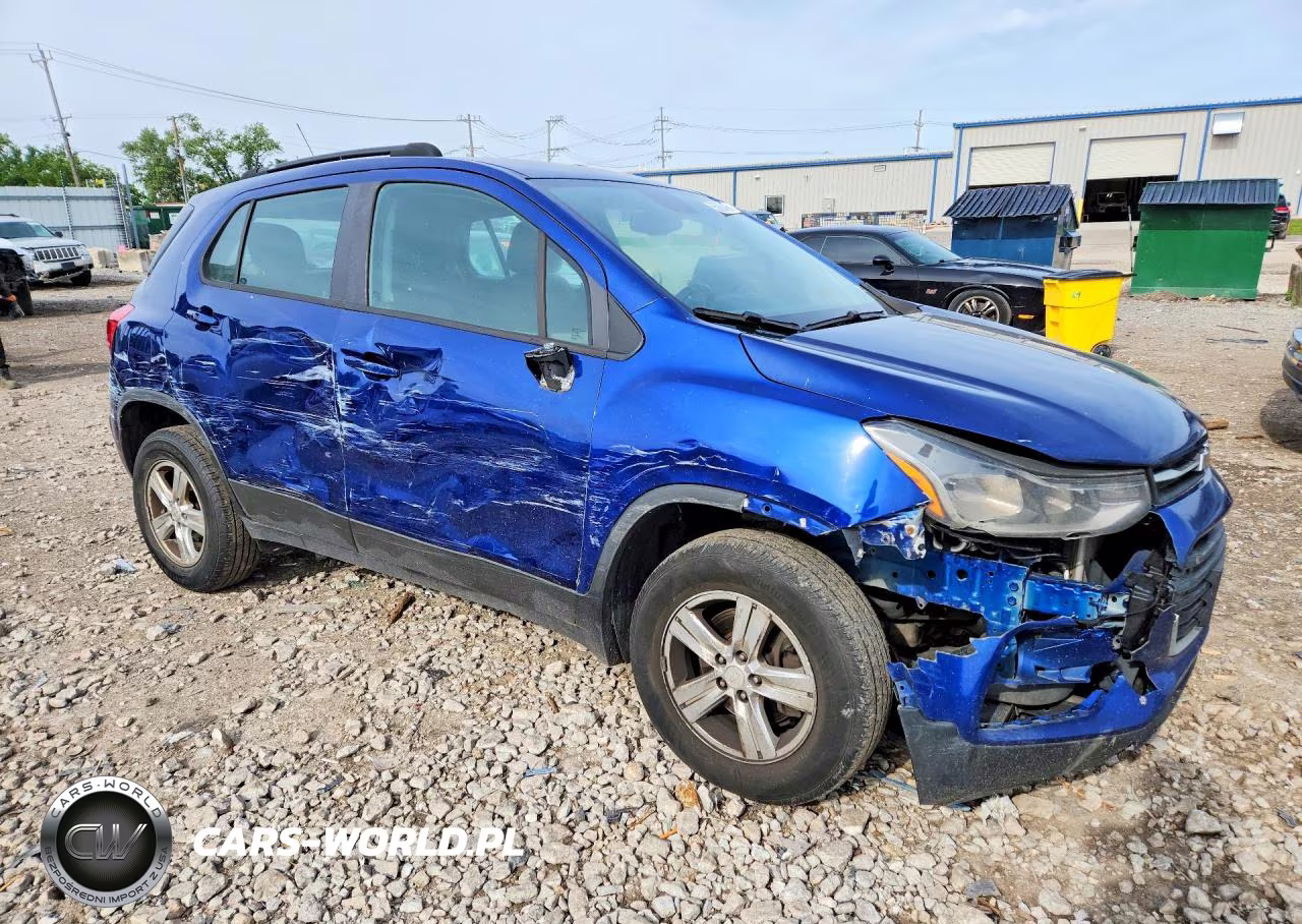 2017 Chevrolet Trax Ls VIN:3GNCJNSB1HL131790 - 4