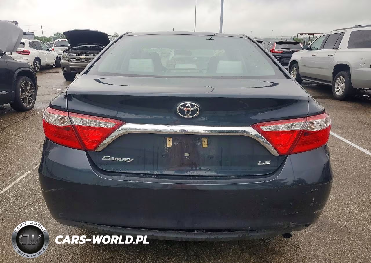 2017 Toyota Camry Le VIN:4T1BF1FK2HU686502 - 6
