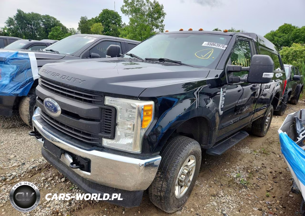 2017 Ford F250 Super Duty – zdjęcie 1 z 12