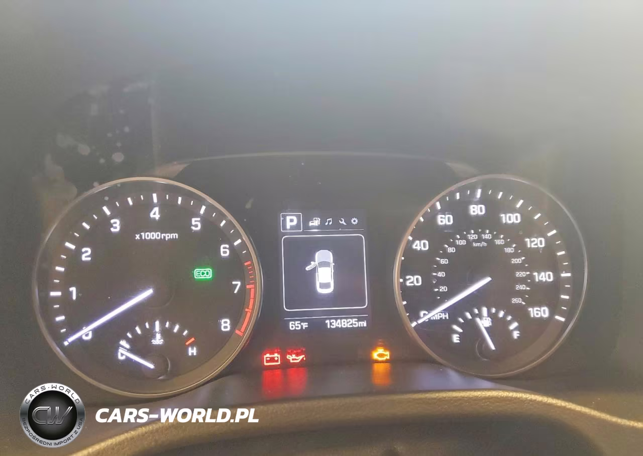 2018 Hyundai Elantra Sel VIN:5NPD84LF6JH257833 - 9