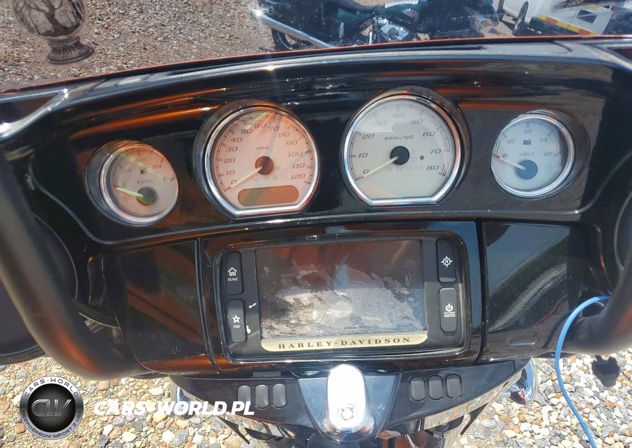 2015 Harley-Davidson Flhxs Street Glide Special VIN:1HD1KRM17FB700700 - 7