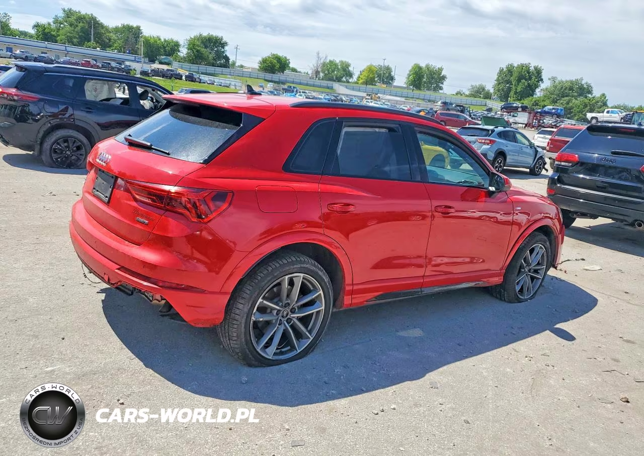 2024 Audi Q3 Premium S Line 45 VIN:WA1DECF3XR1049682 - 3