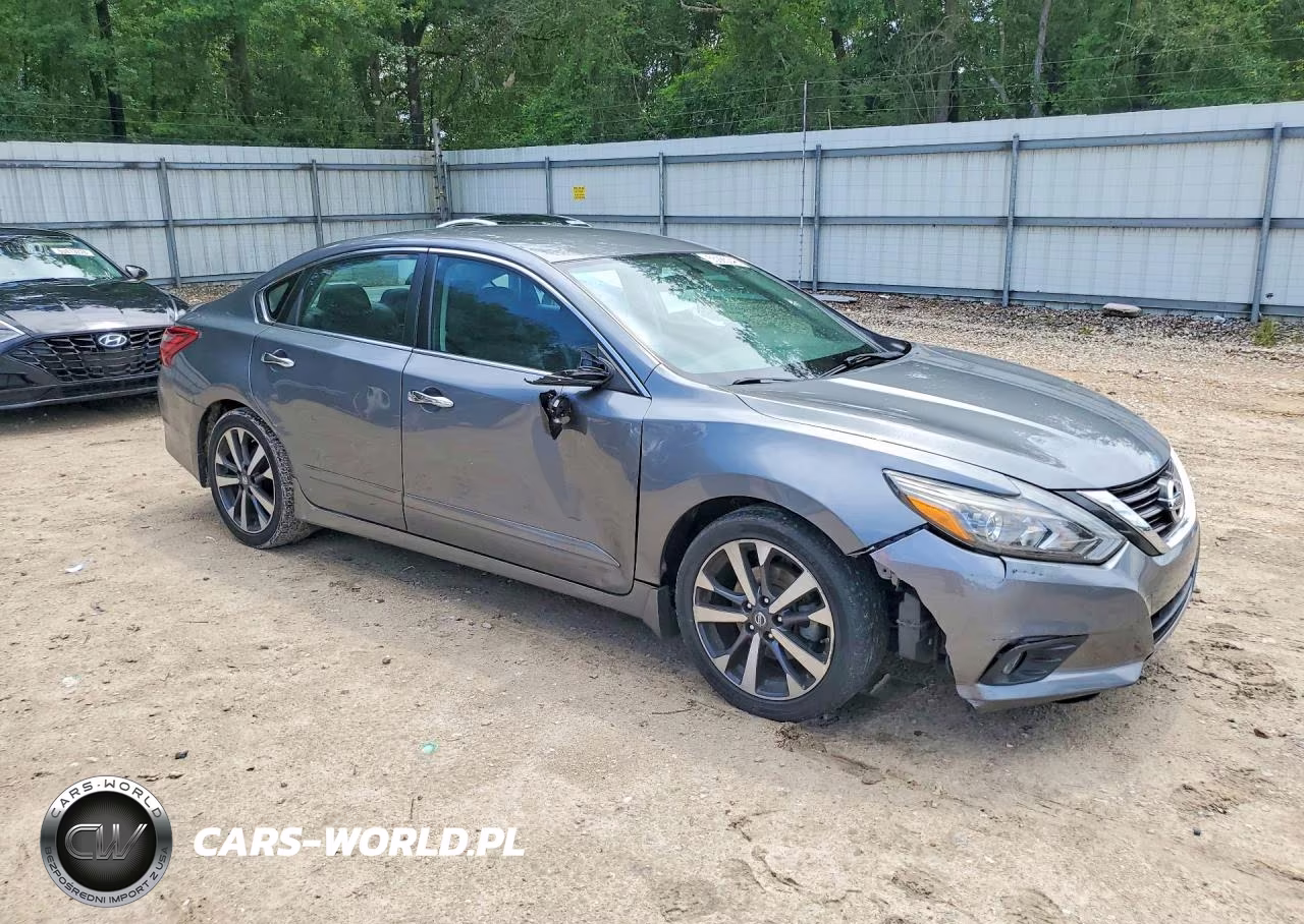 2017 Nissan Altima 2.5 Sr VIN:1N4AL3AP0HN312851 - 4