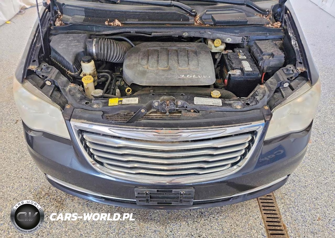 2013 Chrysler Town & Country Touring VIN:2C4RC1BG0DR630868 - 12