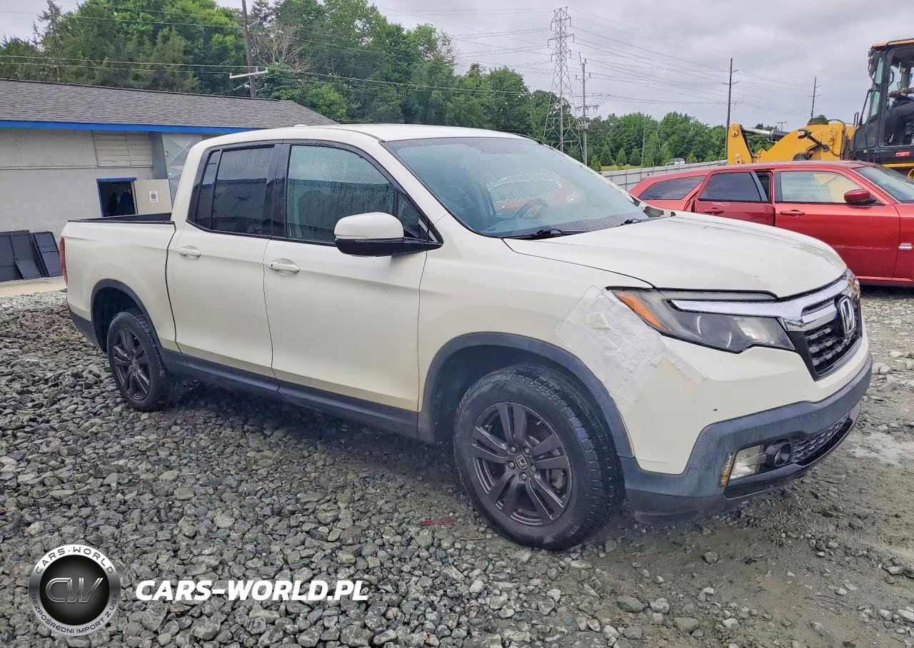 2019 Honda Ridgeline Sport VIN:5FPYK3F12KB030644 - 4