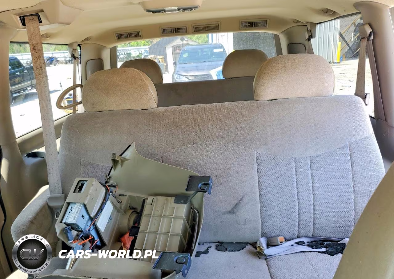 2000 Chevrolet Astro VIN:1GNEL19WXYB117409 - 10