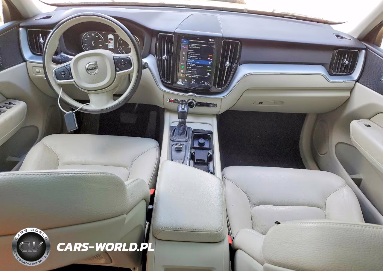 2018 Volvo Xc60 T5 Momentum VIN:YV4102RK2J1090510 - 8