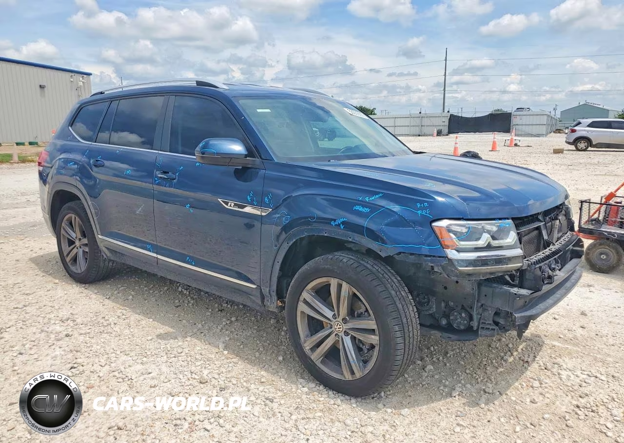 2018 Volkswagen Atlas Se VIN:1V2FR2CA0JC575424 - 4