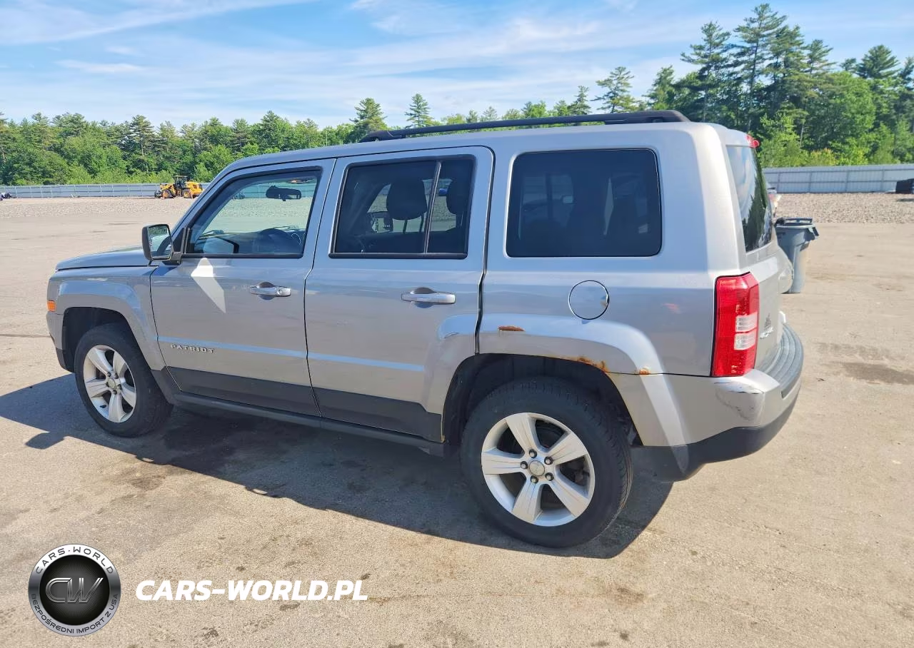 2014 Jeep Patriot Latitude VIN:1C4NJRFB3ED884127 - 2