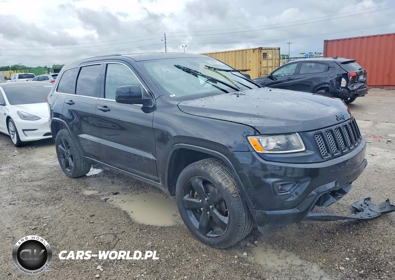 2015 Jeep Grand Cherokee Laredo VIN:1C4RJFAG8FC941335 - 4