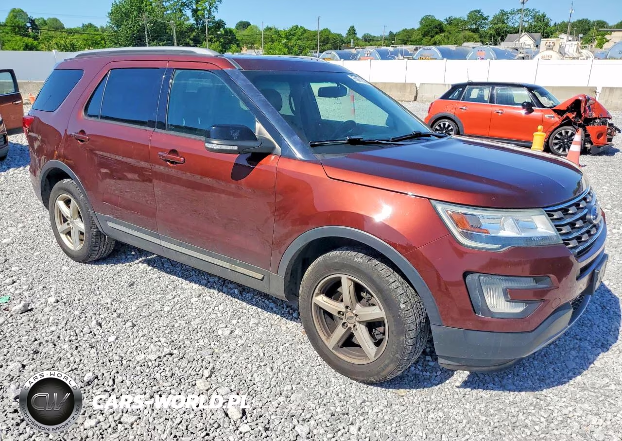 2016 Ford Explorer Xlt VIN:1FM5K8DH8GGC02645 - 4