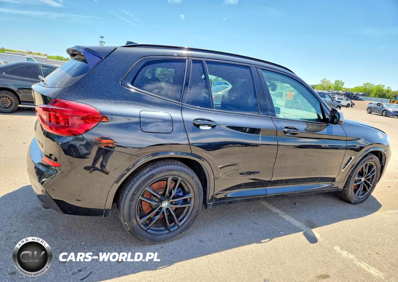 2018 BMW X3 xDrivem40I VIN:5UXTS3C59J0Z00153 - 3