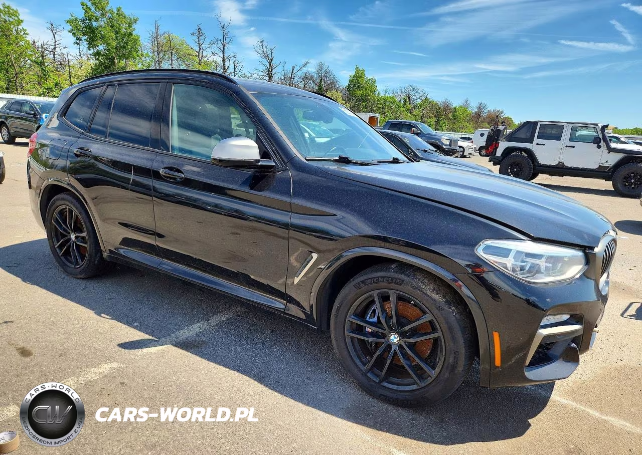 2018 BMW X3 xDrivem40I VIN:5UXTS3C59J0Z00153 - 4