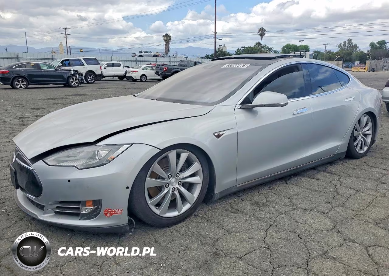 2014 Tesla Model S