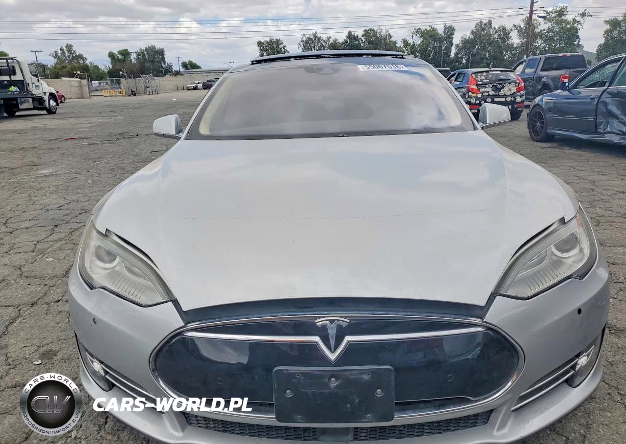 2014 Tesla Model S VIN:5YJSA1H1XEFP54167 - 5