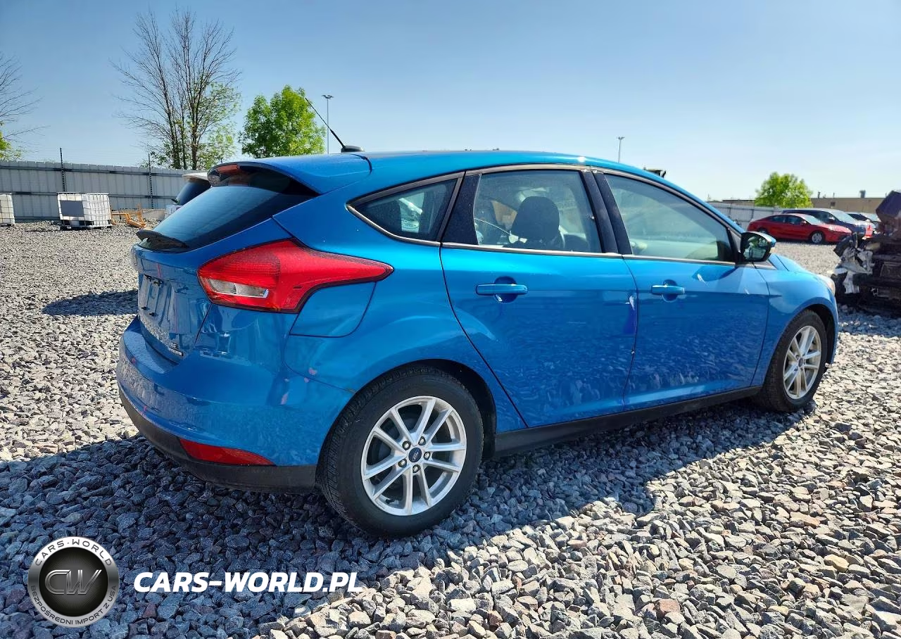 2016 Ford Focus Se VIN:1FADP3K25GL253861 - 3