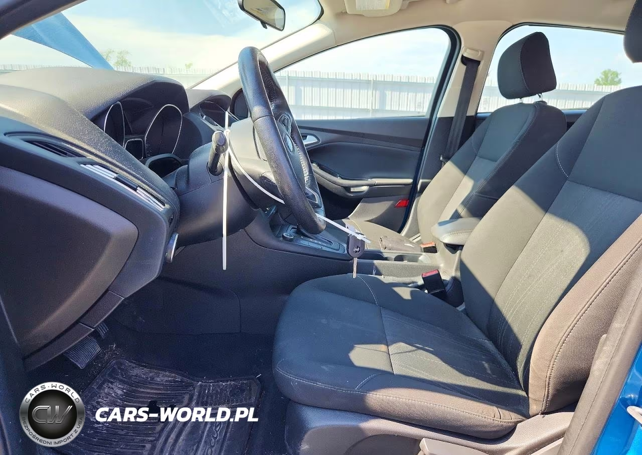 2016 Ford Focus Se VIN:1FADP3K25GL253861 - 7