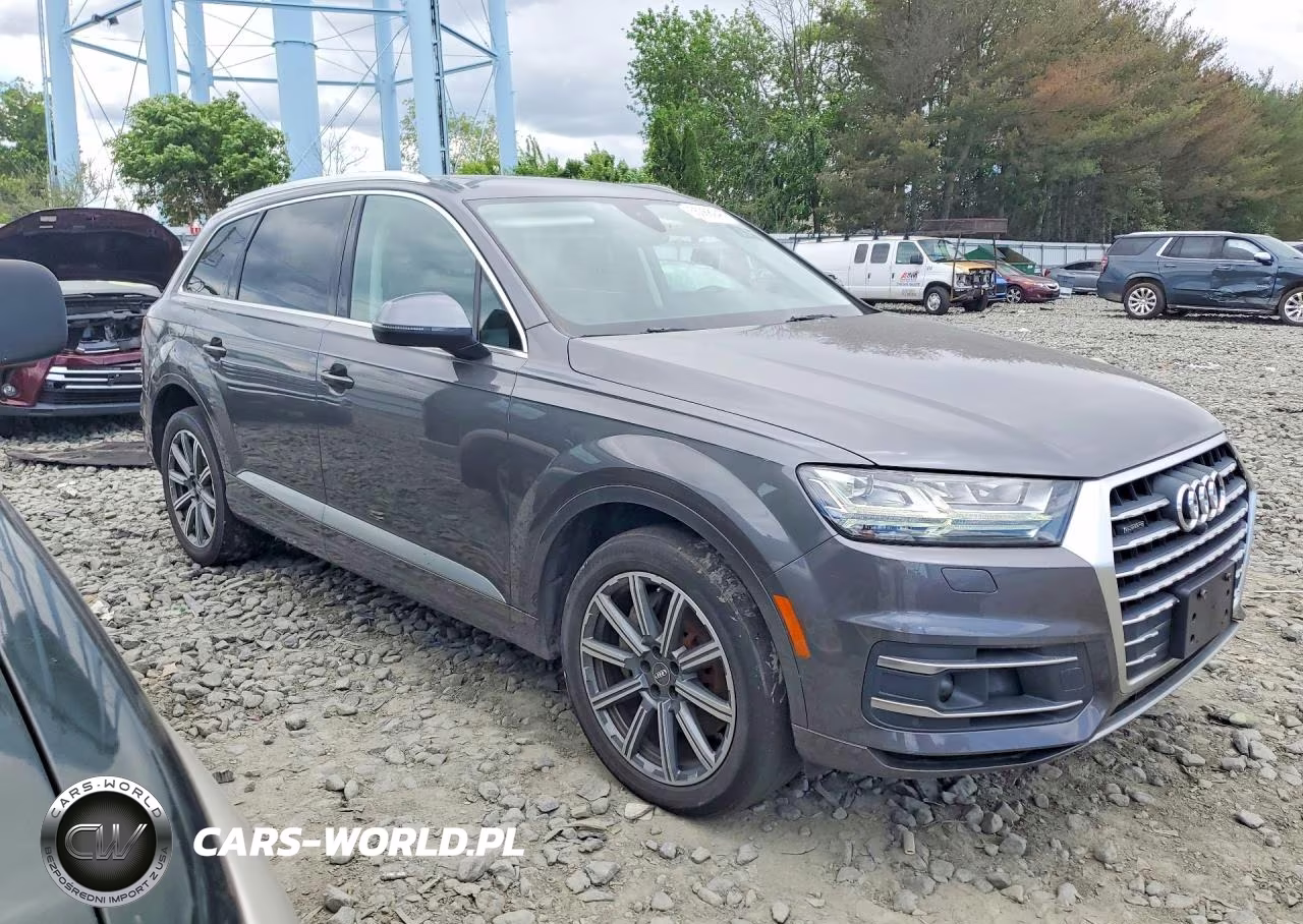 2018 Audi Q7 Premium Plus VIN:WA1LAAF73JD045538 - 4