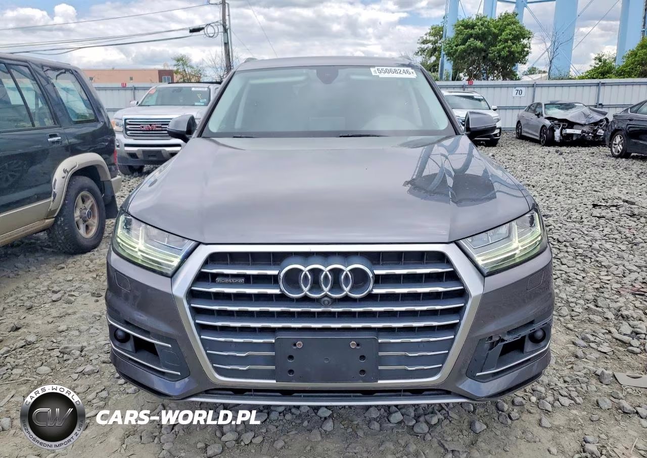 2018 Audi Q7 Premium Plus VIN:WA1LAAF73JD045538 - 5