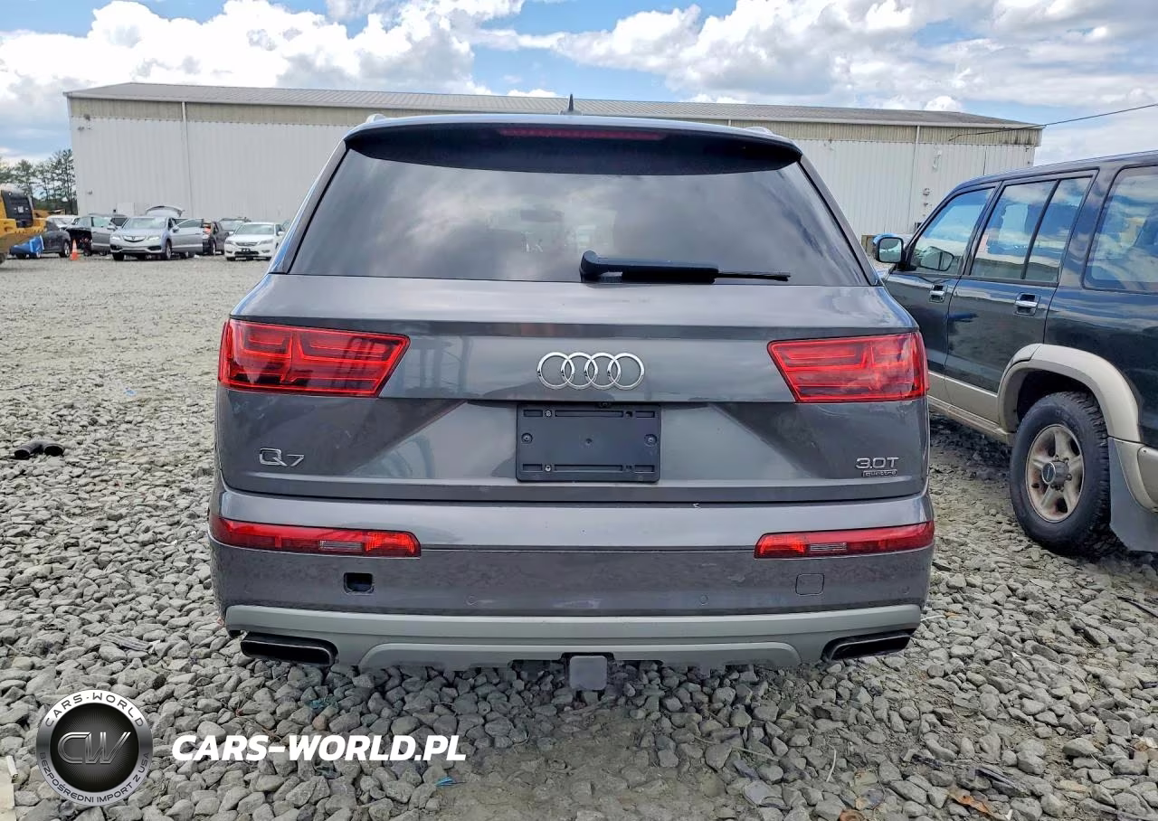 2018 Audi Q7 Premium Plus VIN:WA1LAAF73JD045538 - 6