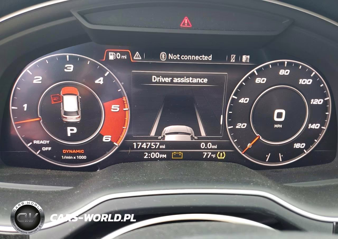 2018 Audi Q7 Premium Plus VIN:WA1LAAF73JD045538 - 9